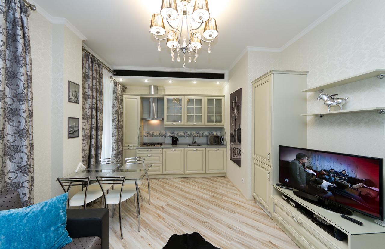 Апартаменты На Бассейной Kiev Bagian luar foto